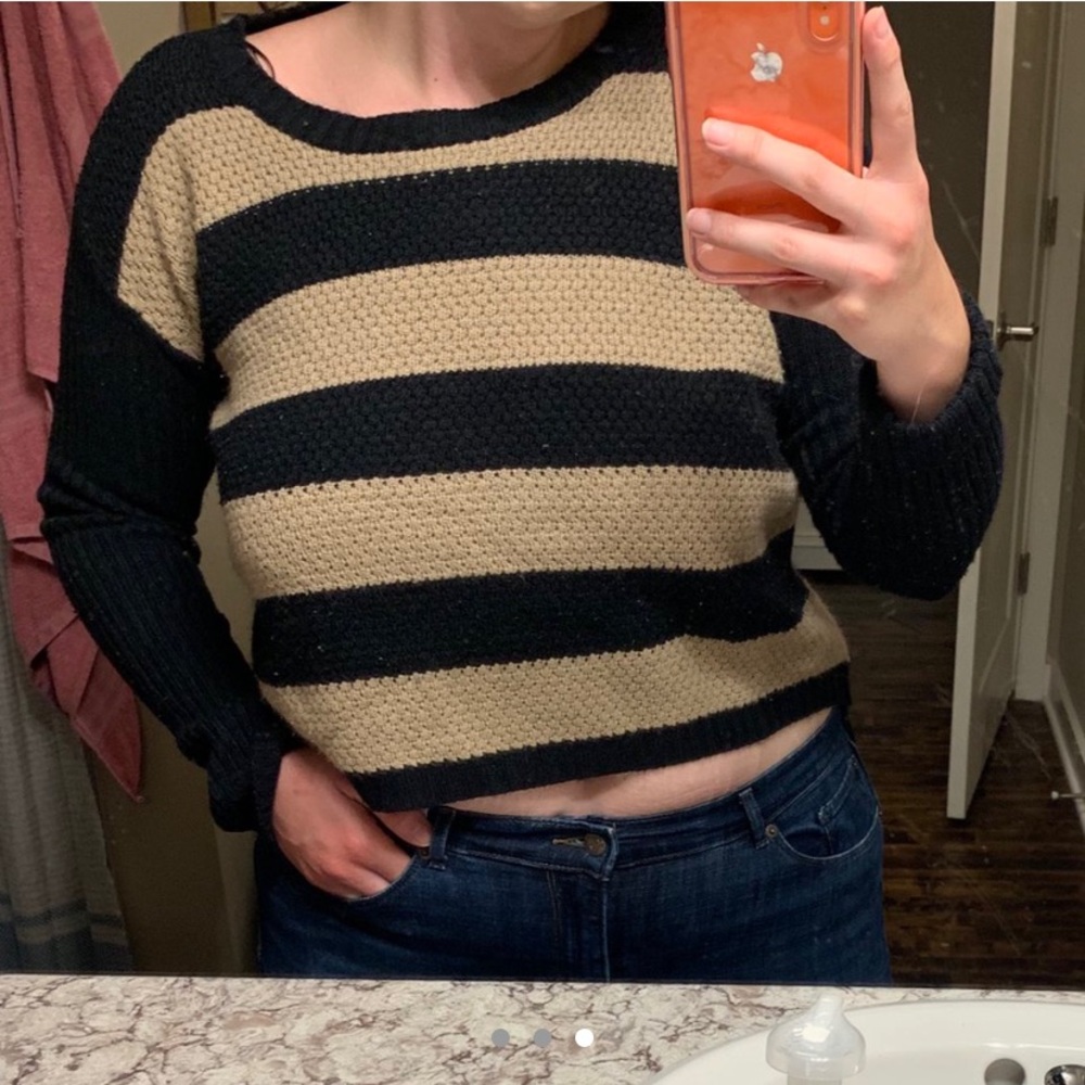 Fall sweater 🍁 - Picture 3 of 3
